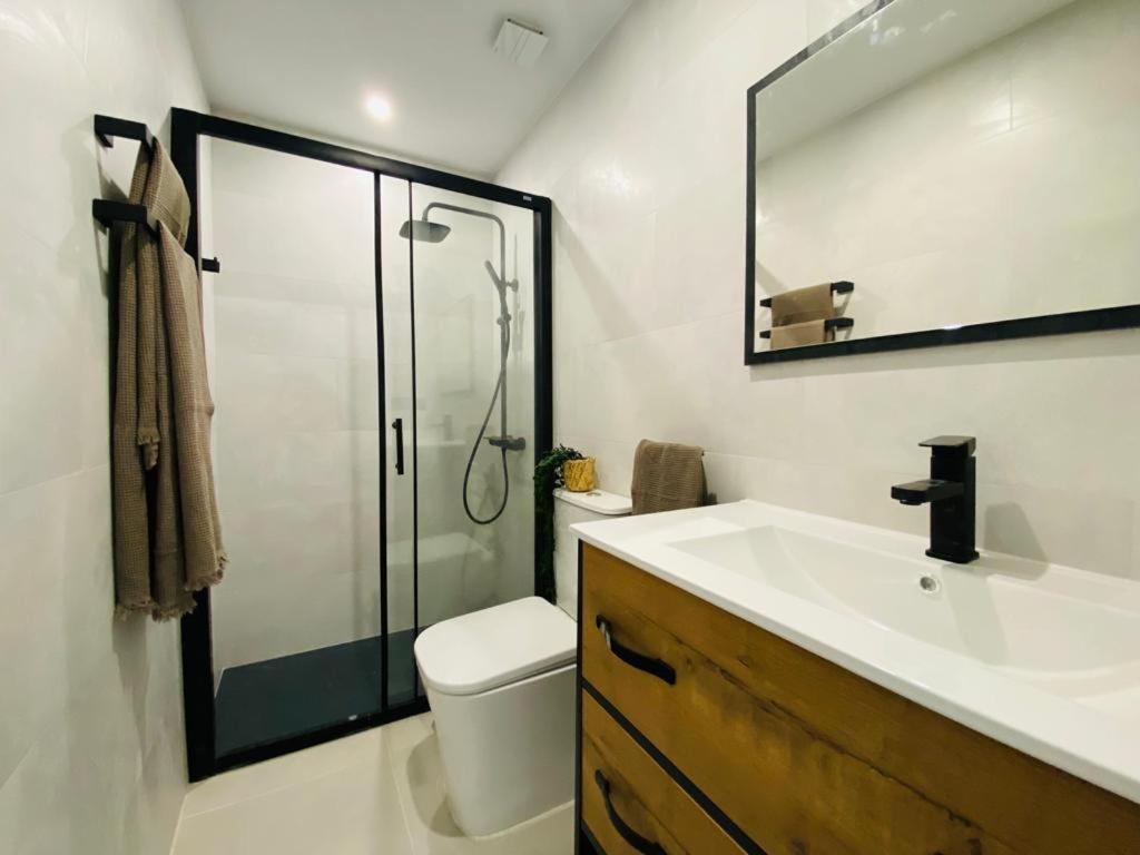 Apartamento Thyssen - Acogedor&moderno Junto Al Museo Carmen Thyssen *