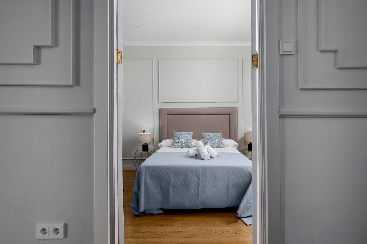Apartamento Plaza De La Merced 4 *