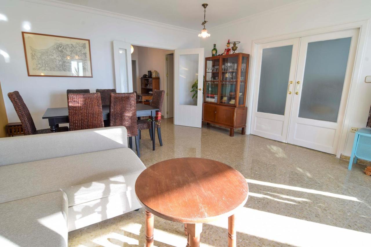 P&p Paseo Maritimo Pablo Ruiz Picasso Apartment Malaga