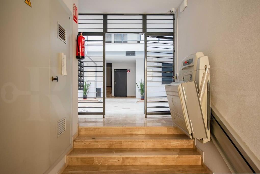 Contemporary Minimalist By Rems Apartment