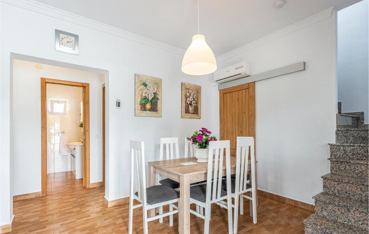 3 Bedroom Stunning In Malaga