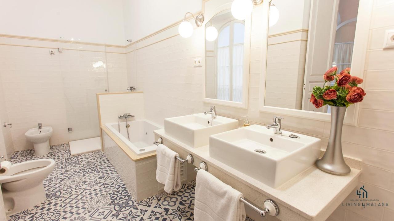 Living4malaga Aduana Presidential * Málaga