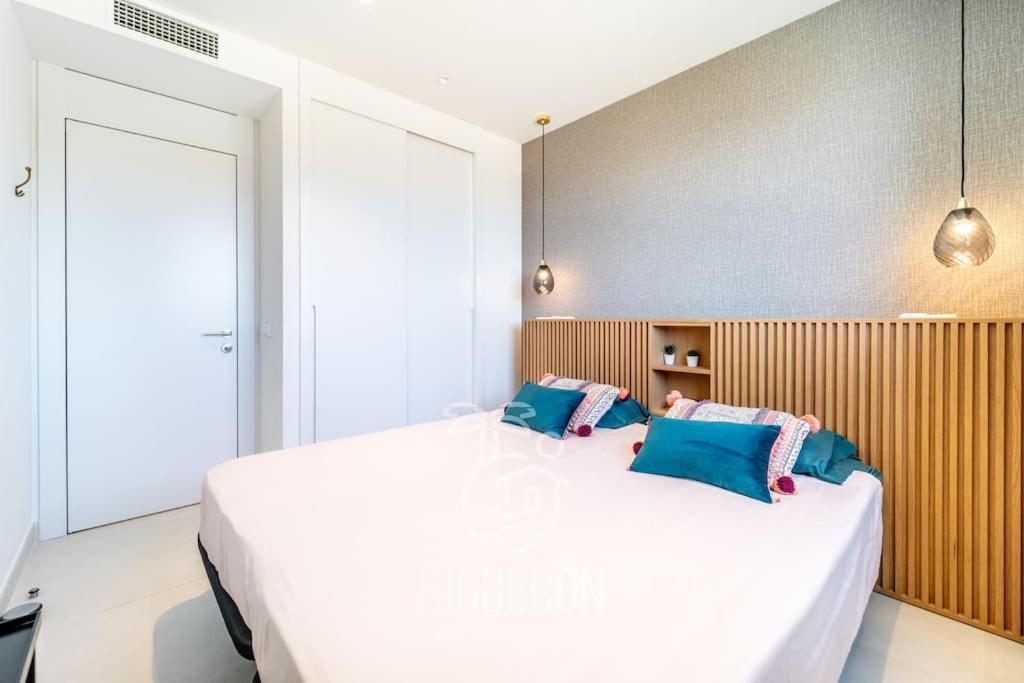 Higueronrentals Casa Linda Appartement *