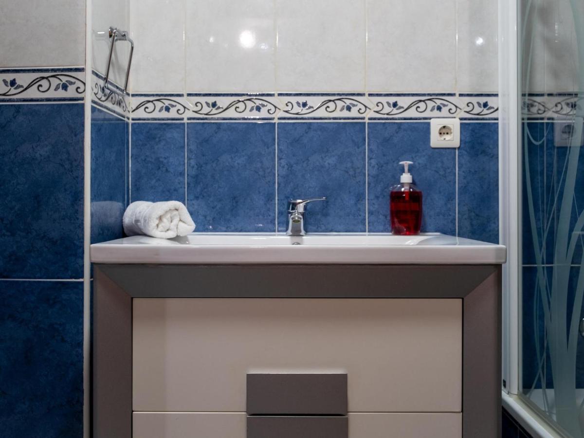 Apartment Inmalaga Plaza Flores With Terrace 2 Malaga