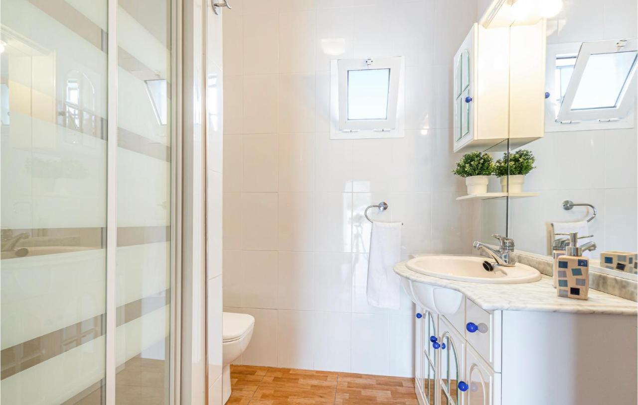Holiday home 3 Bedroom Stunning In *