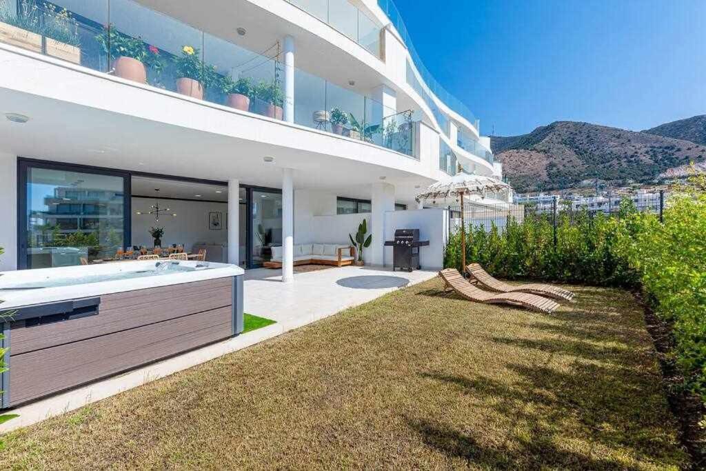 797 - Lujoso 6 Con Jacuzzi En Higueron Málaga