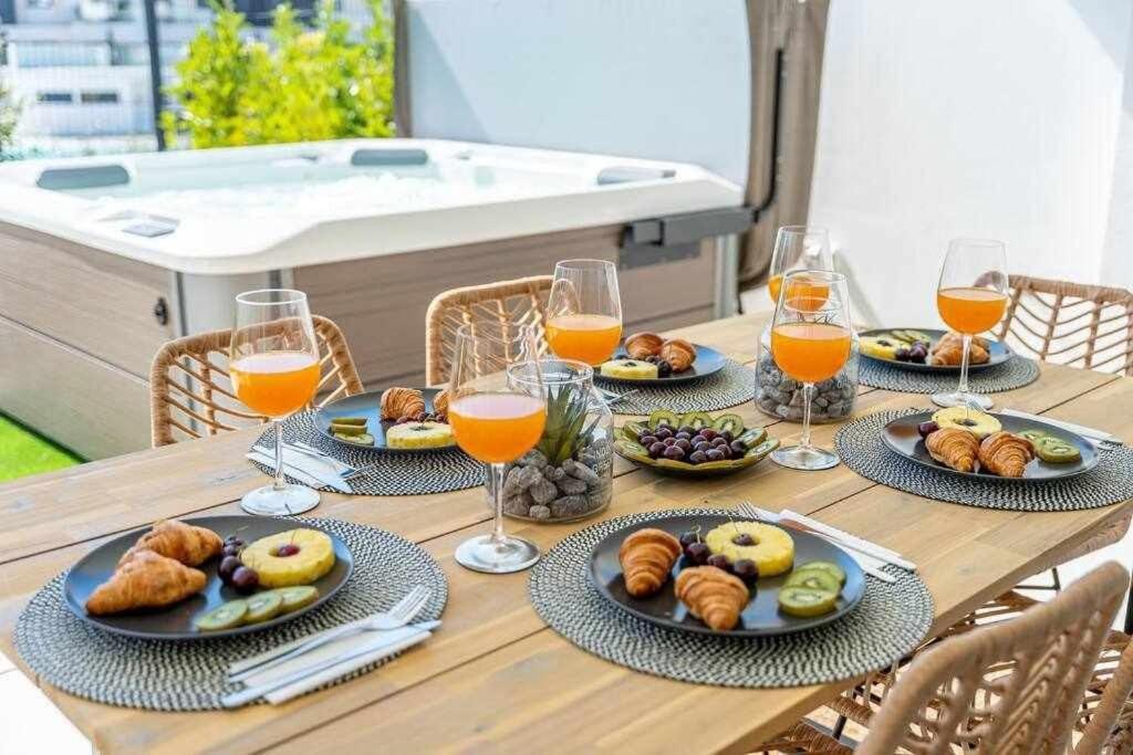 Apartment 797 - Lujoso 6 Con Jacuzzi En Higueron Málaga