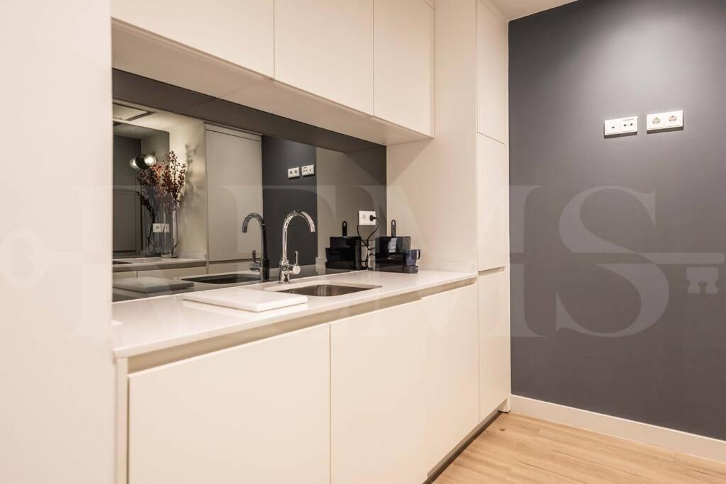 Penthouse With Rooftop In The Heart Of By Rems Apartment