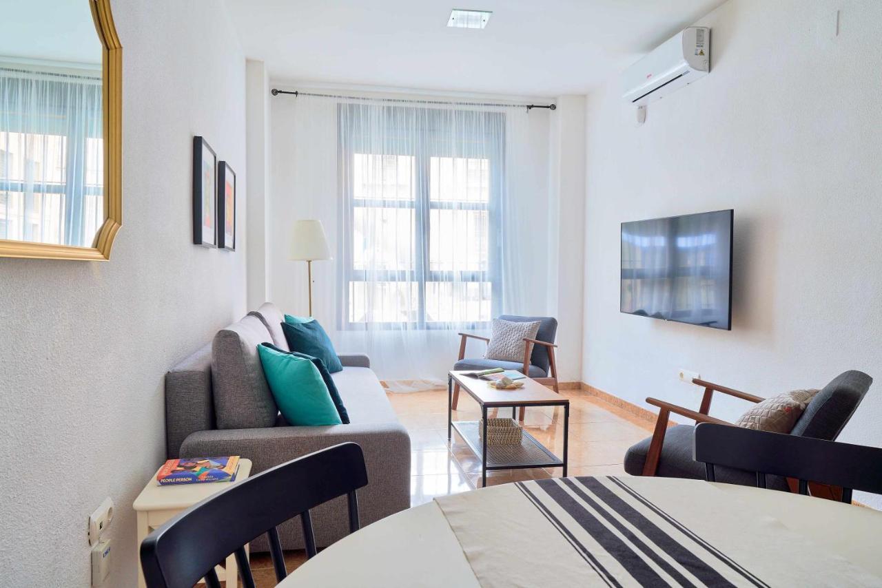 Under The Olive Trees In Historic Center Of Apartment