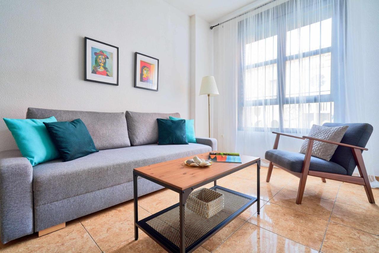 Under The Olive Trees In Historic Center Of Apartment