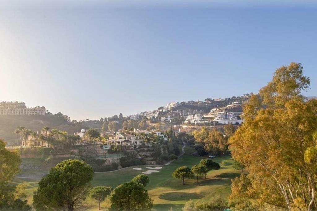 Apartment Spacious 3 Bed In La Quinta Golf- Marbella