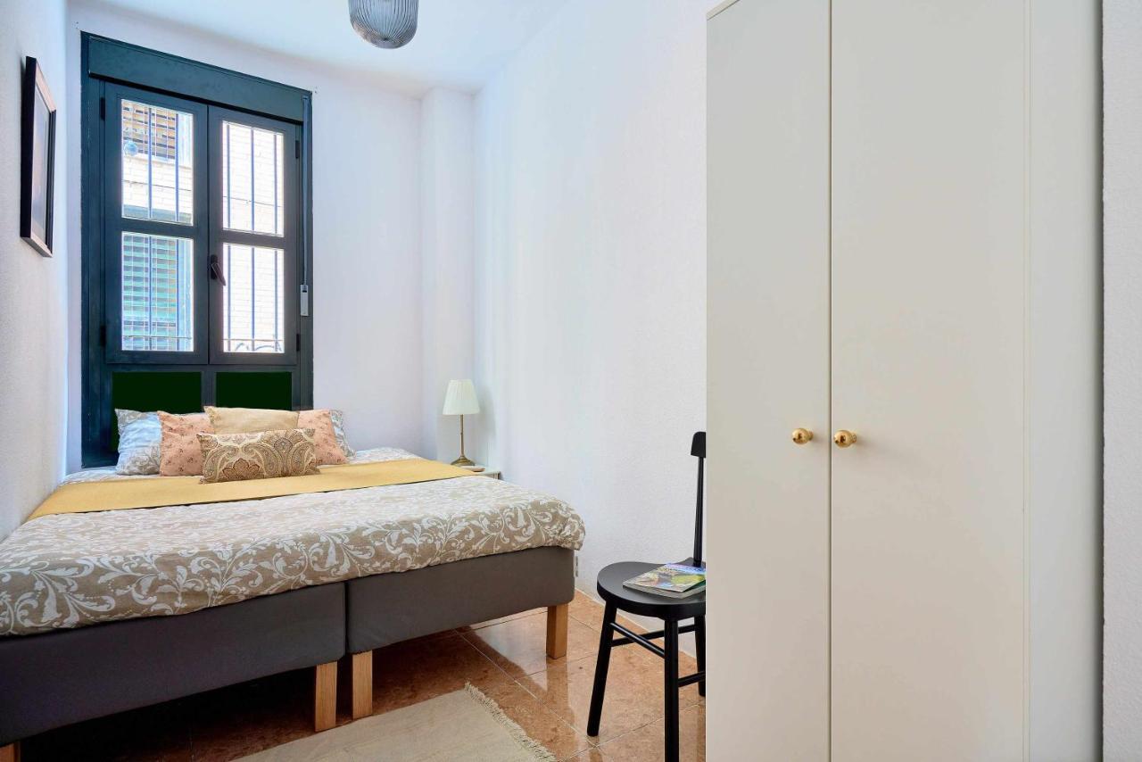 Apartment Under The Olive Trees In Historic Center Of Malaga