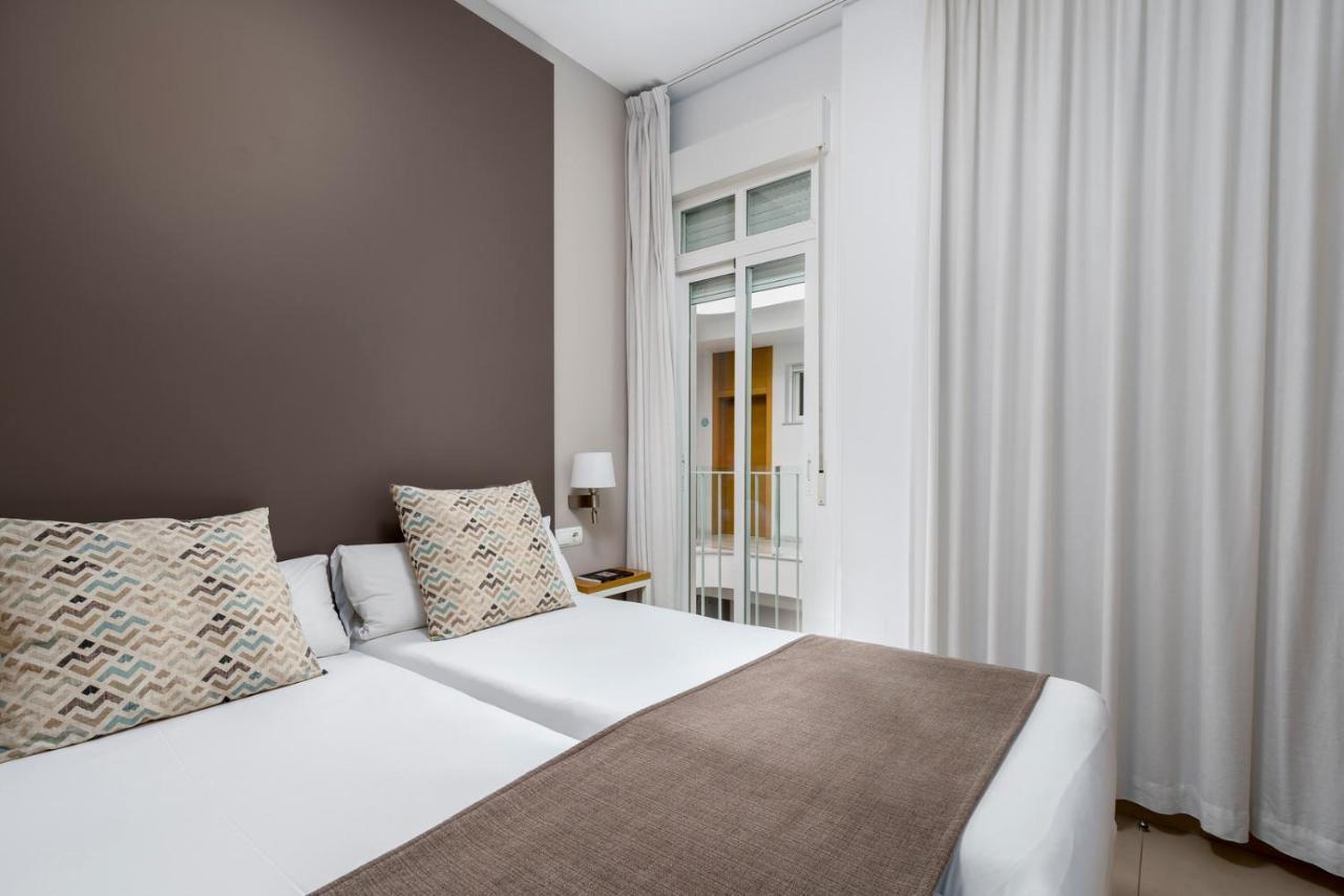 Del Pintor Aparthotel