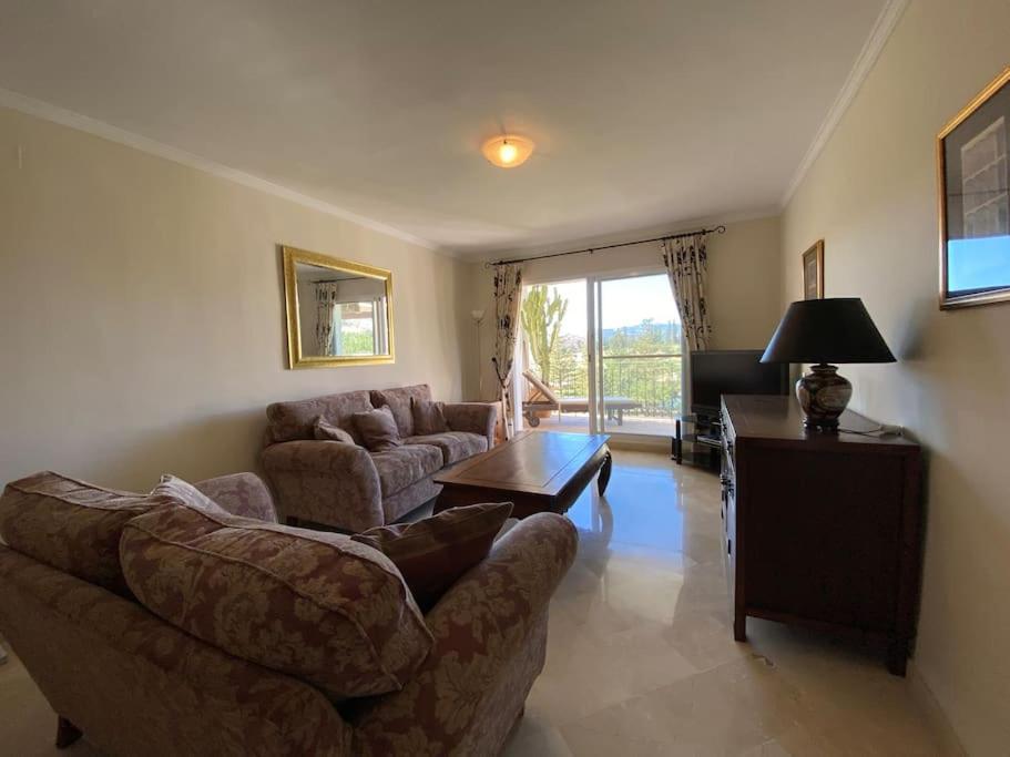 Luxury Large 2 Bedroom Frontline Golf Appartement Málaga
