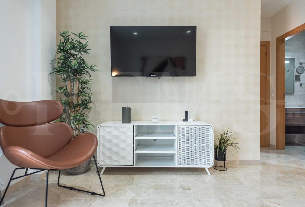 Lovely Duplex With Private Parking Near Center By Rems Málaga
