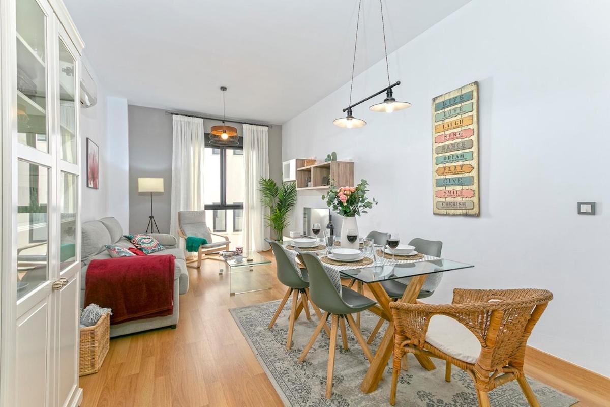 -malagasunapts- Freeparking Rooftoppool Apartment Málaga