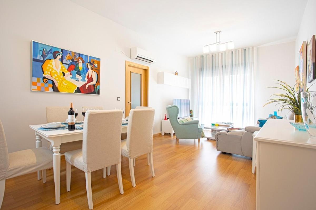 -malagasunapts- Huge & * Pool* Freepark* Malaga