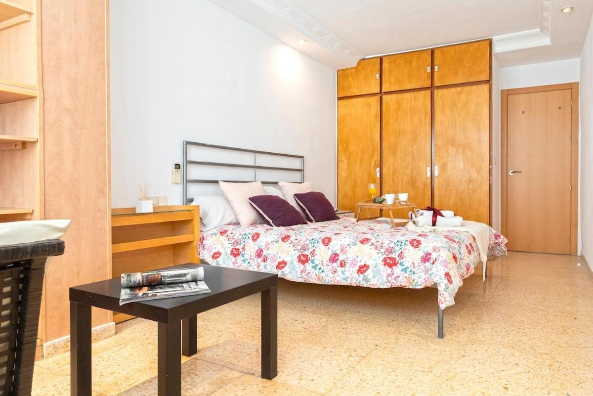 -malagasunapts- West Seafood & Relax Apartment Malaga