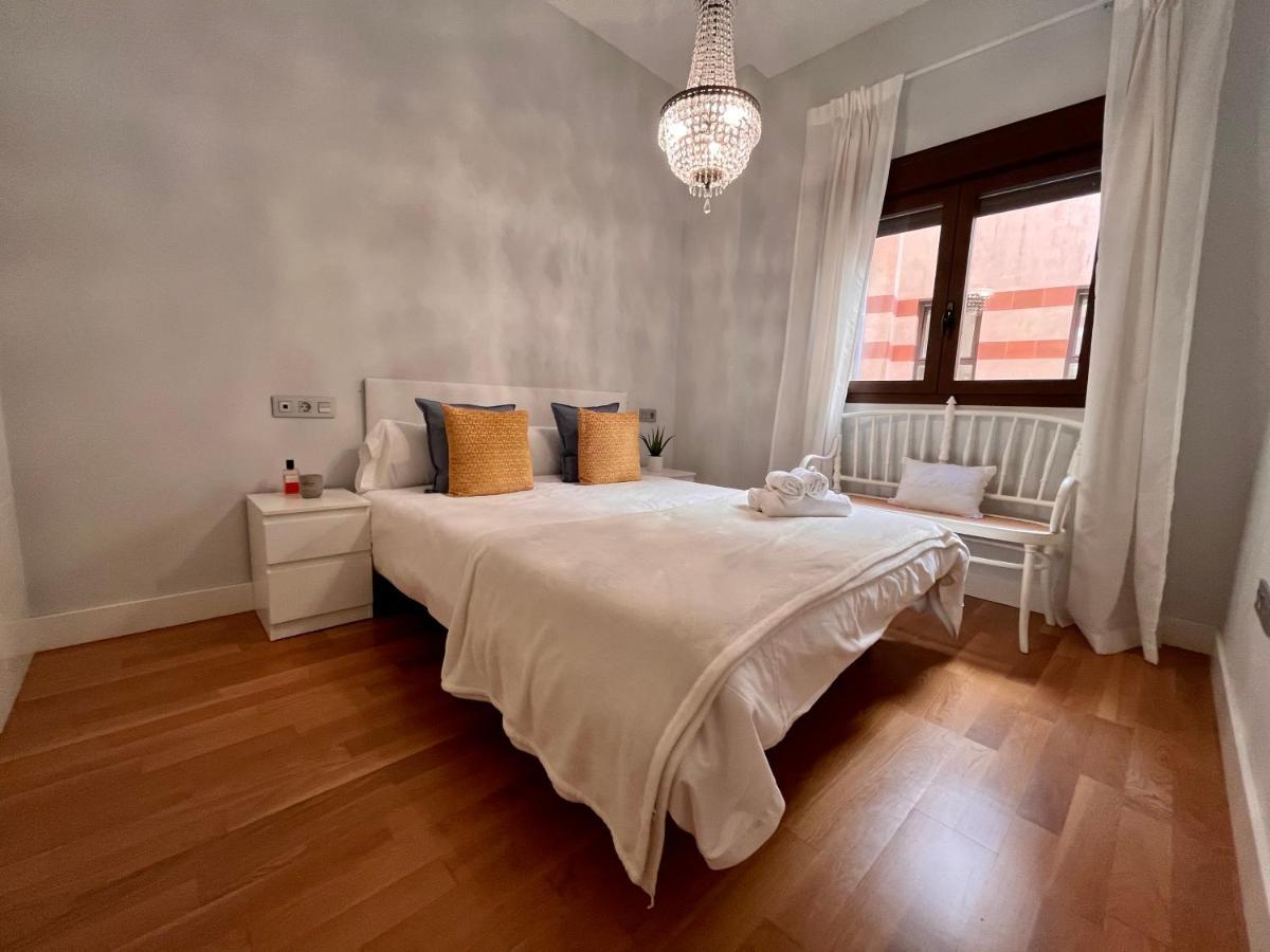 Homely Sebastian Souviron Biznaga Deluxe * Malaga