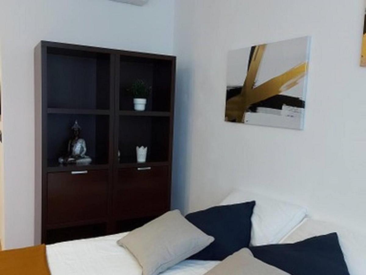 H2m Andres Perez Loft Ideally For Working - But Quiet And High Speed Wifi Malaga