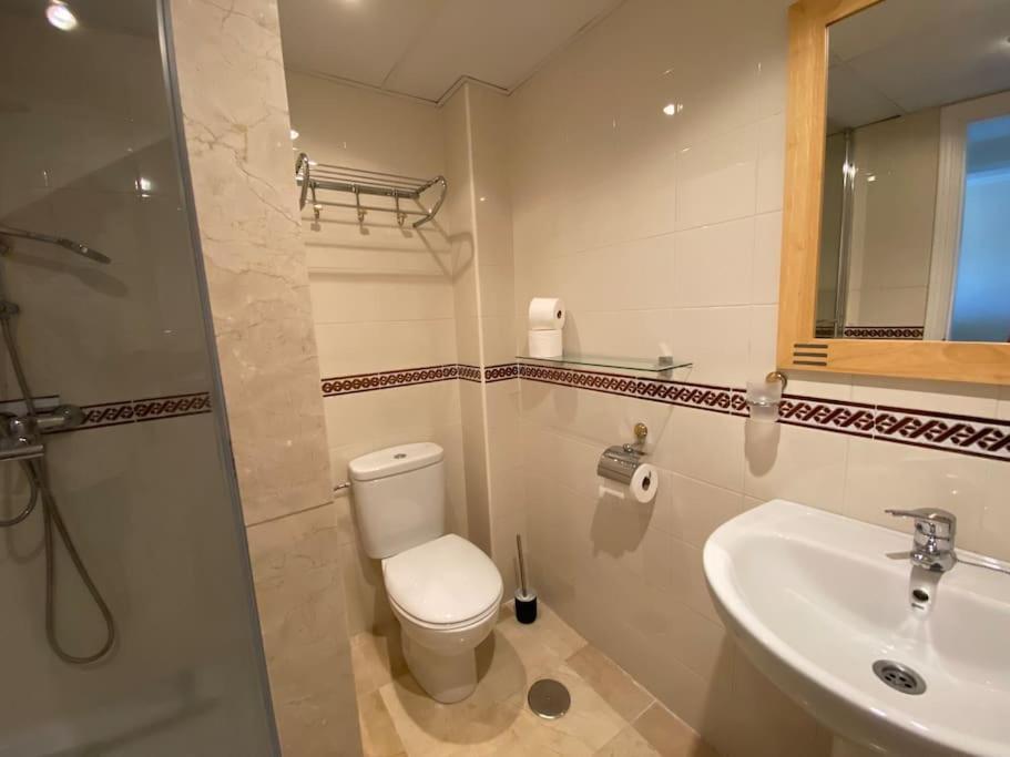 Luxury Large 2 Bedroom Frontline Golf Appartement Málaga