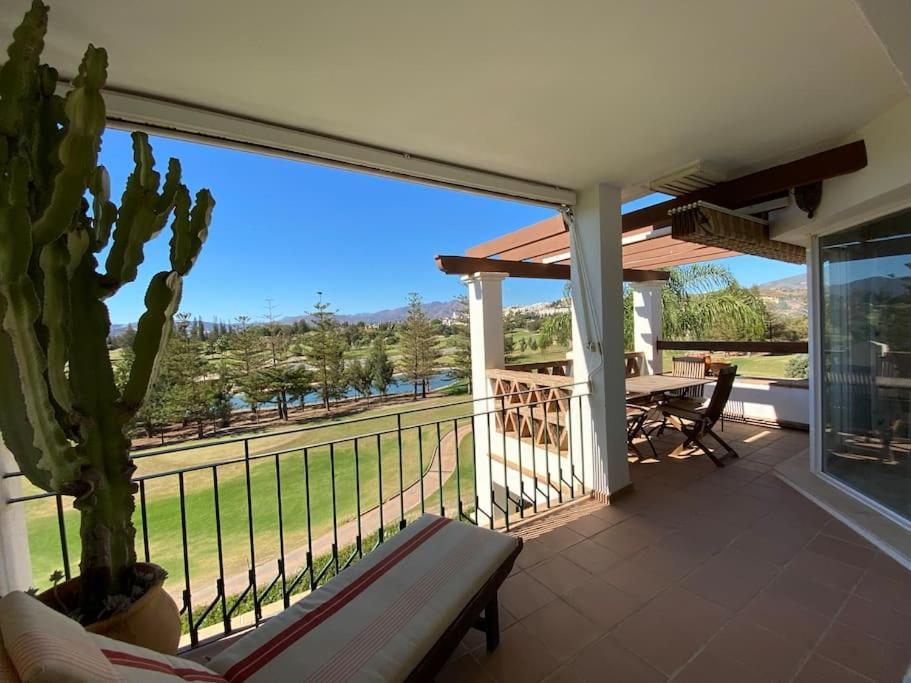 Luxury Large 2 Bedroom Frontline Golf Málaga
