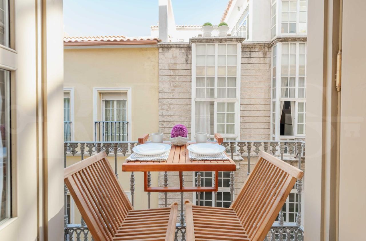 Artistic In The Heart Of By Rems Appartement