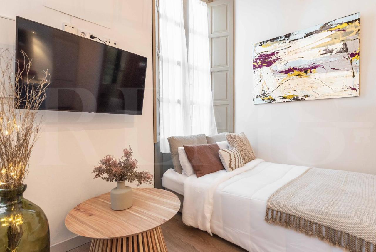 Appartement Artistic In The Heart Of By Rems *