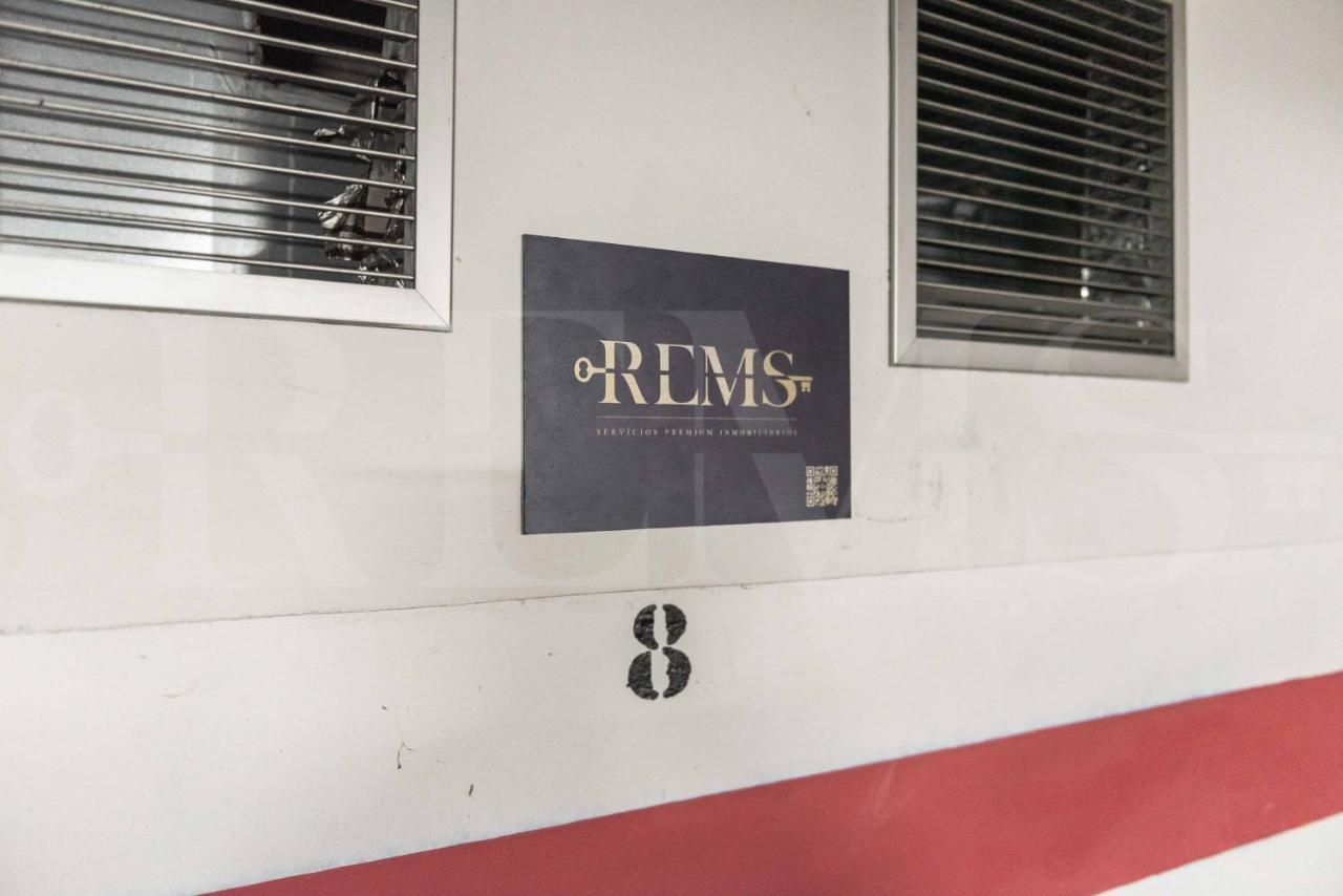 Lovely Duplex With Private Parking Near Center By Rems Appartement