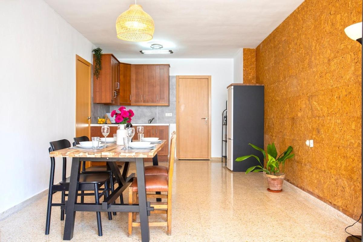 -malagasunapts- West Seafood & Relax Malaga
