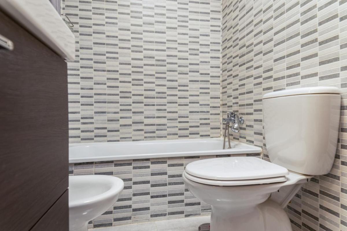 Apartamento -malagasunapts- Modern Citycentre Pool&parking
