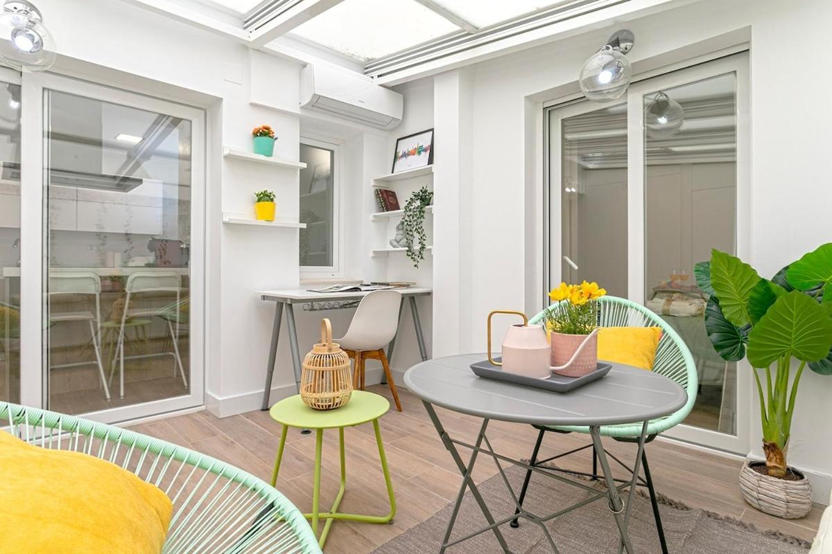-malagasunapts-citycentre Private Patio Apartment Málaga