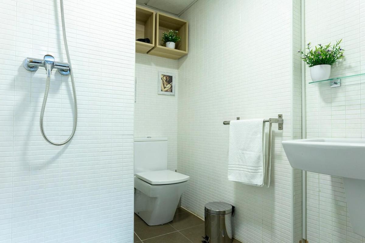 -malagasunapts- Fashion Historical Centre Malaga