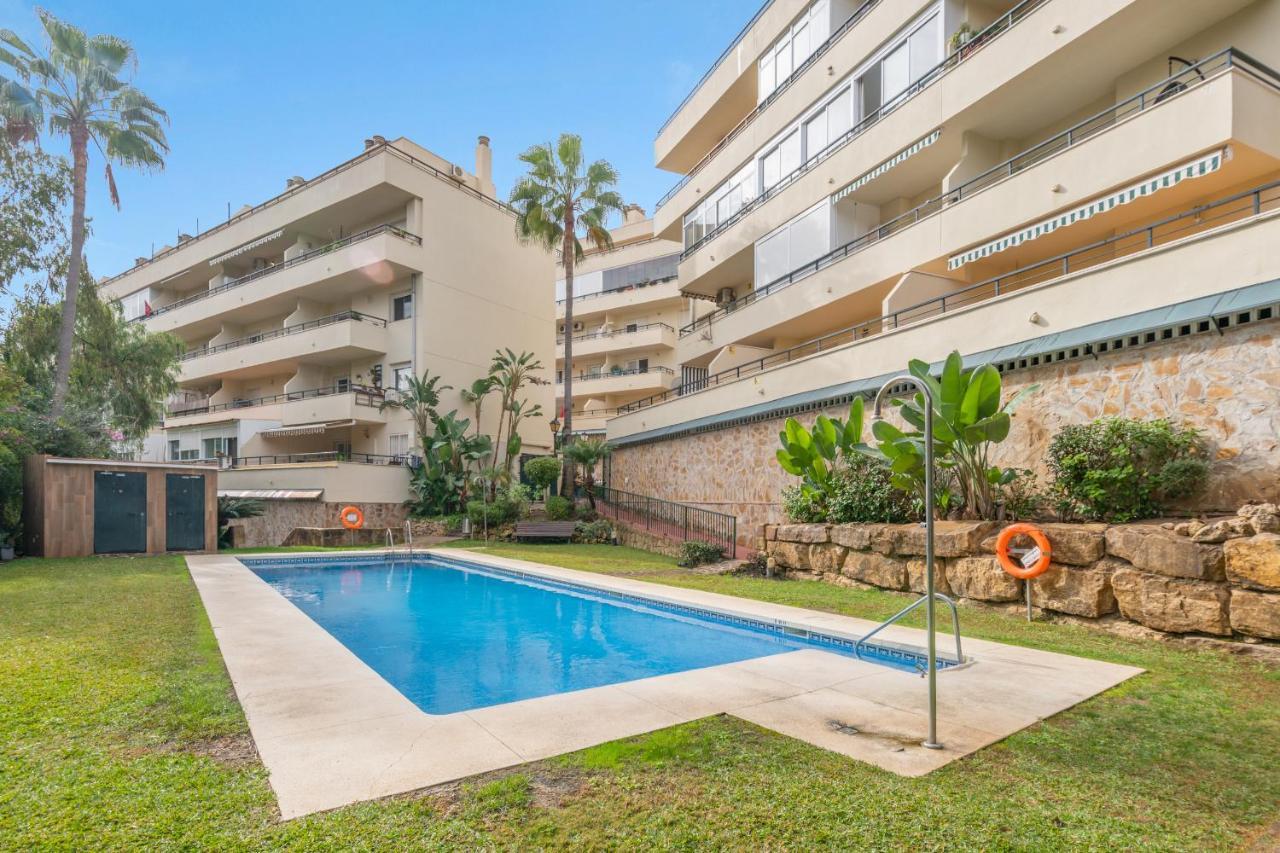 Apartment Renthas Calahonda *
