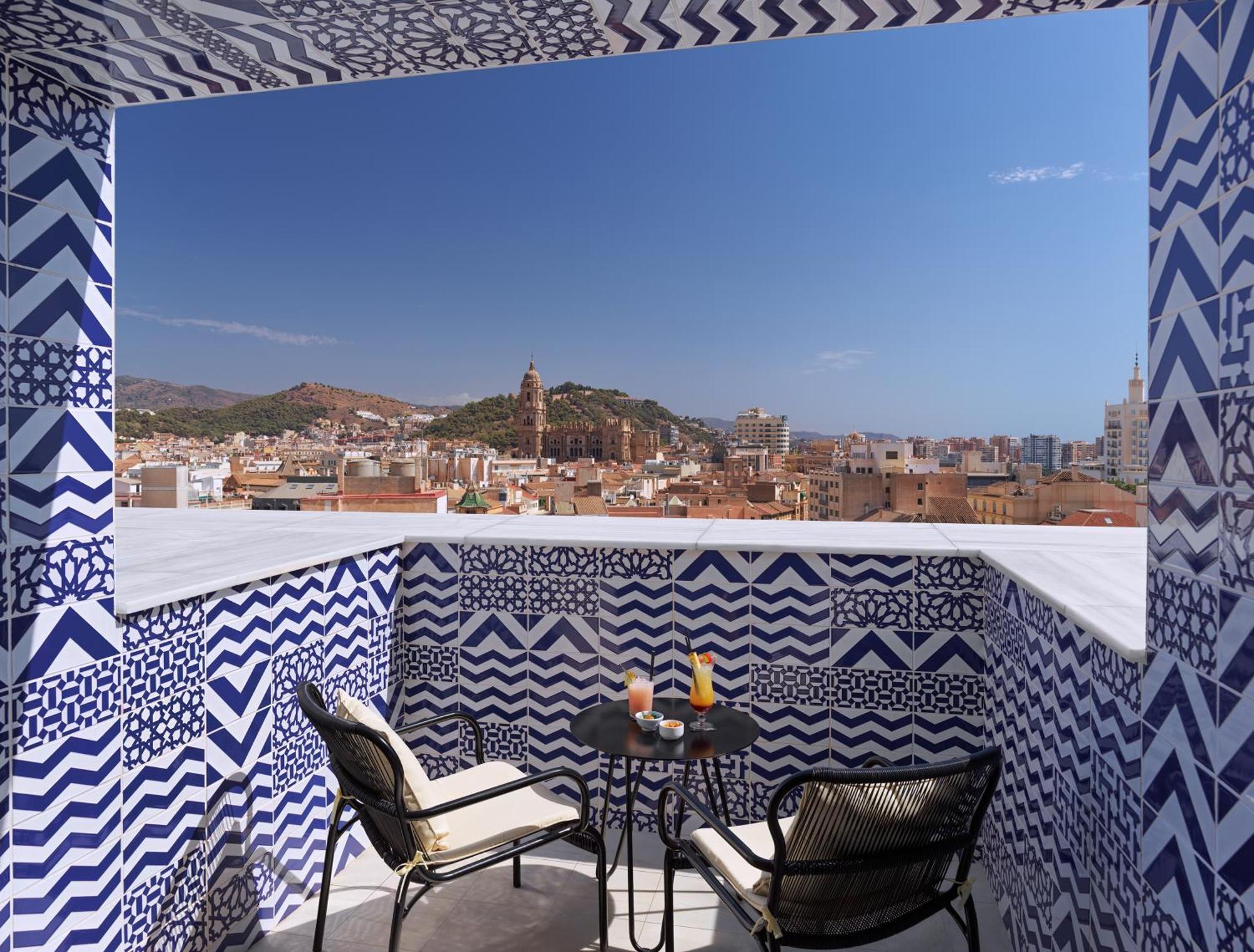 H10 Croma Hotel 4*