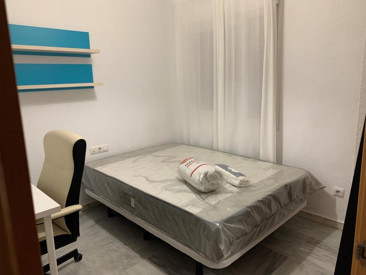Apartment Piso De 3 Dormitorios Cerca De La Playa Y Del Recinto Ferial *