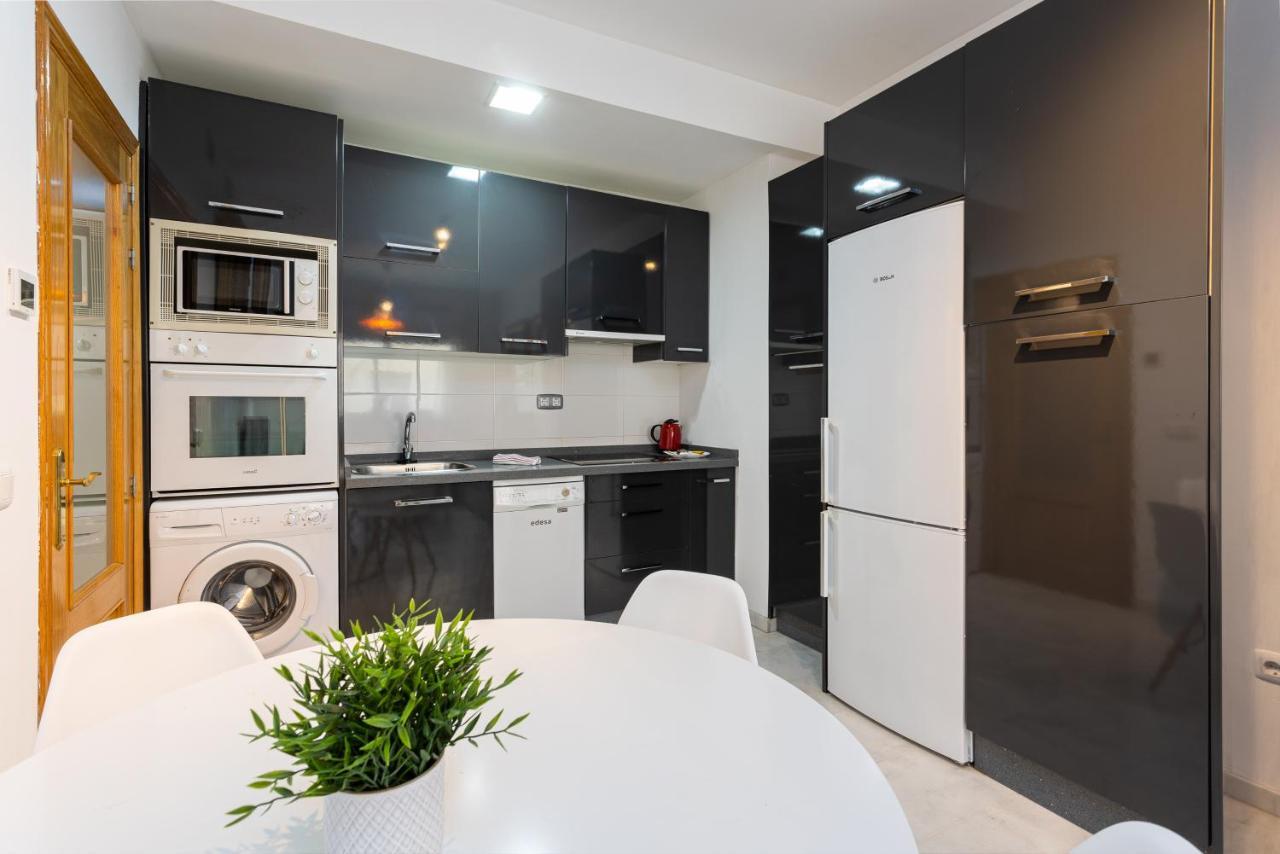 Holidays2malaga Carrera Capuchinos Free Parking Aircon Downtown *