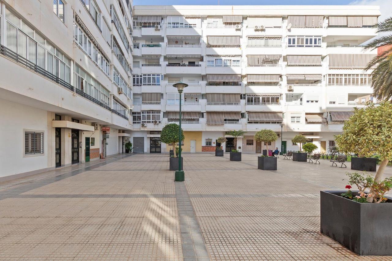 Precioso A 5 Minutos Andando De La Playa * Malaga