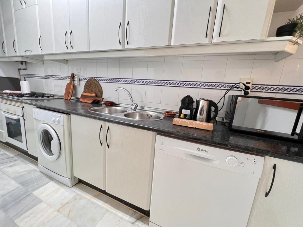 Malagatravelbook Piscina Y Parking Gratis * Malaga