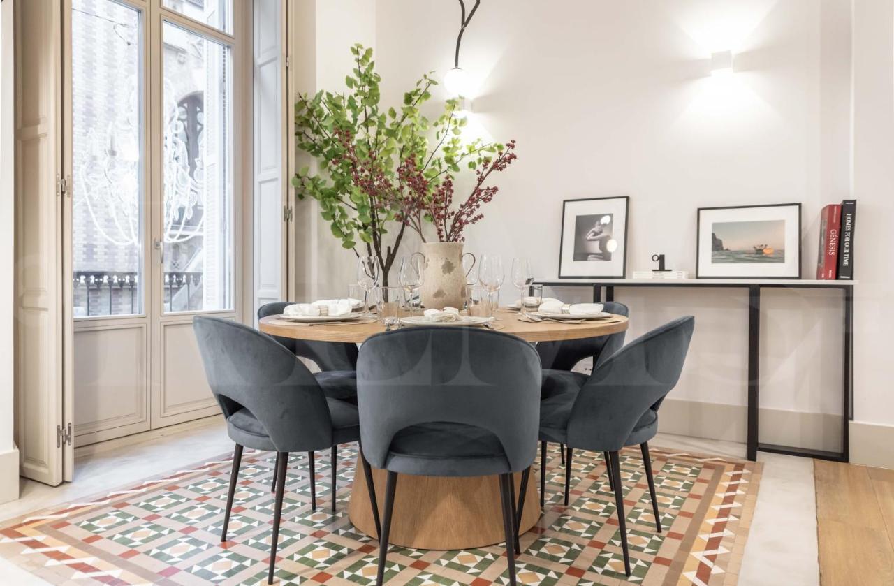 Apartment Modern Luxe In The Historic Center By Rems