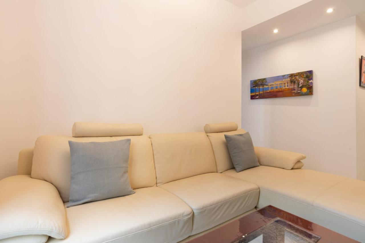Urbe10 Marin Garcia 2 Bedrooms Málaga