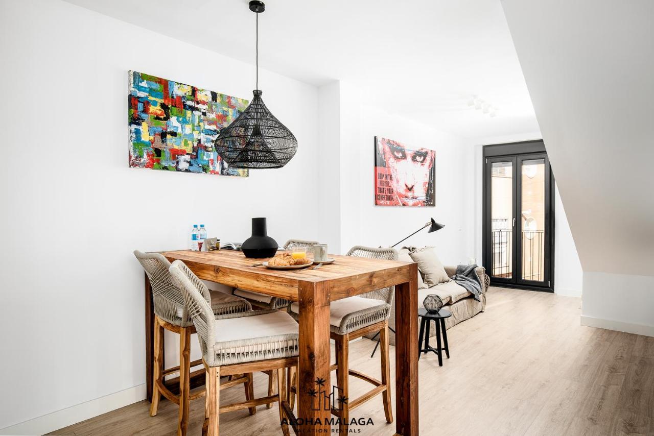 Luxury Duplex With Pool And Padel Court In Town Malaga