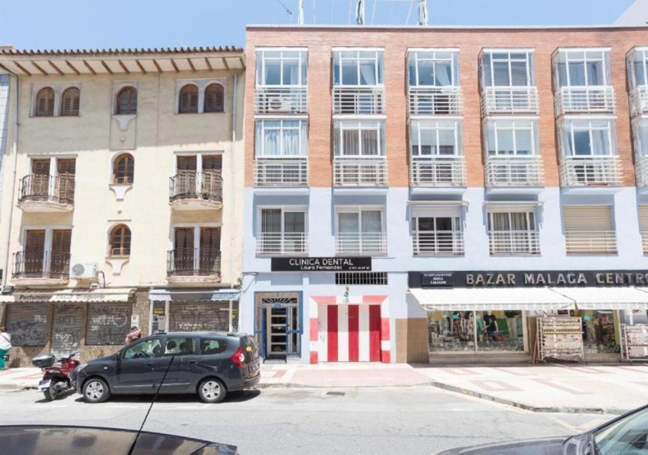 Supreme Centre & Parking Apartment *