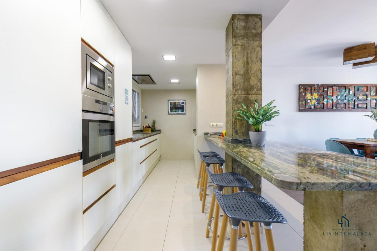 Living4malaga Theatre Square Terrace * Malaga