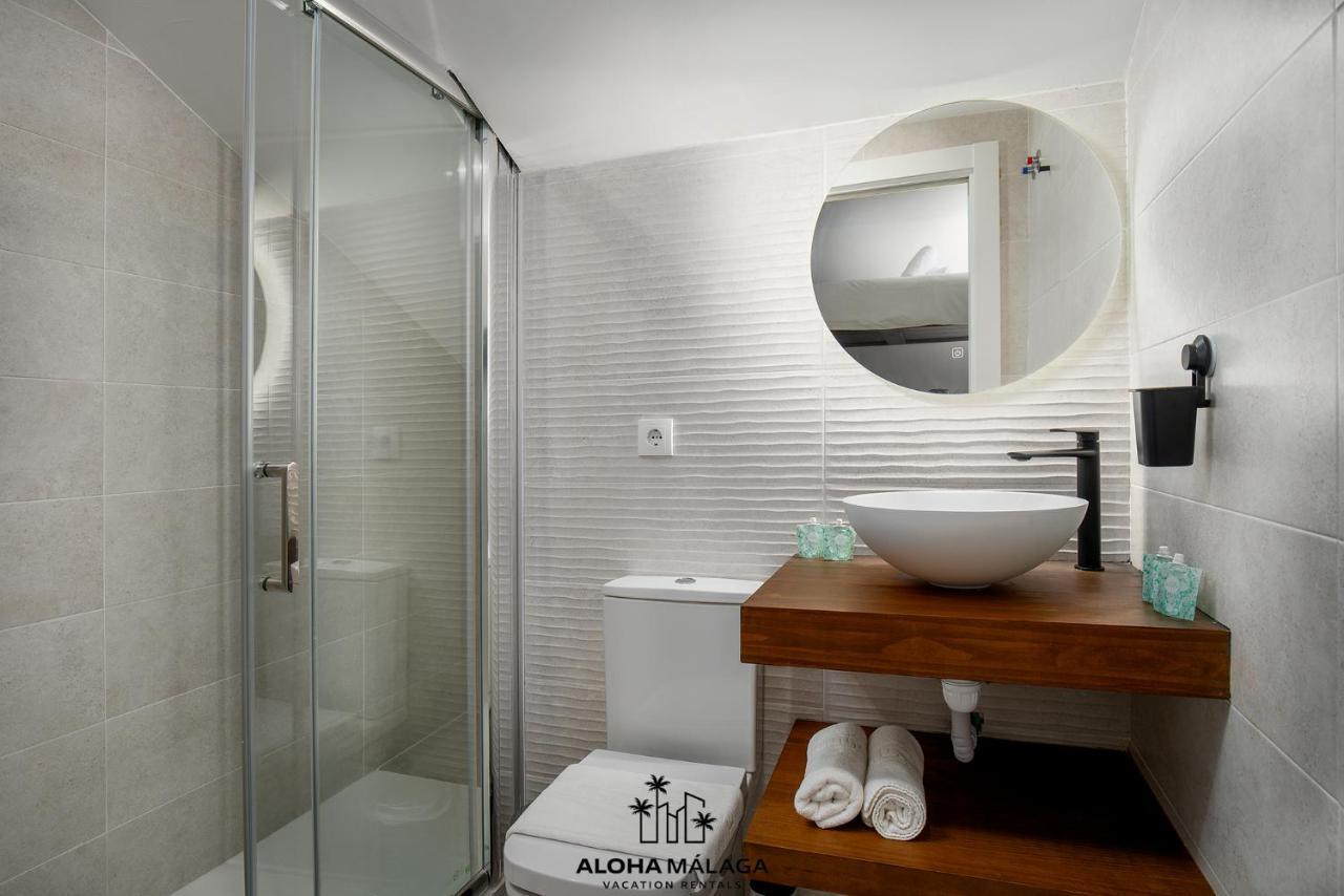 Apartment Luxury Duplex With Pool And Padel Court In Town Malaga