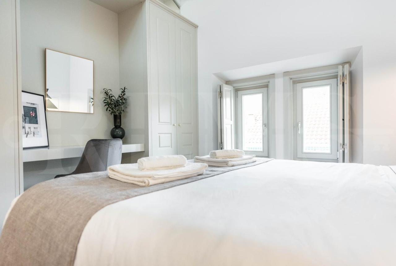 Penthouse With Private Rooftop In The Heart Of By Rems * Málaga