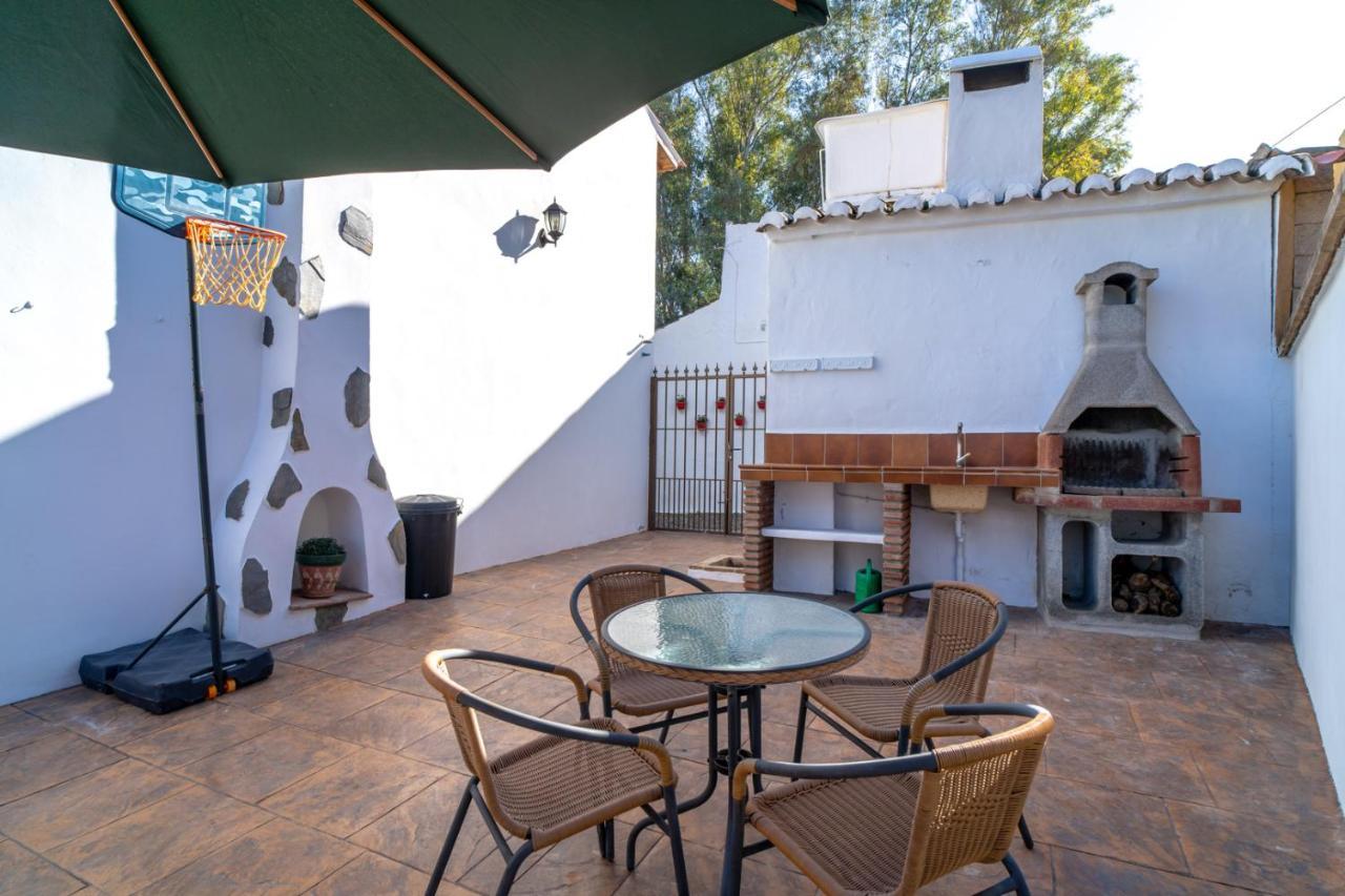 De Diseno Con Piscina Y Barbacoa Vakantiehuis *