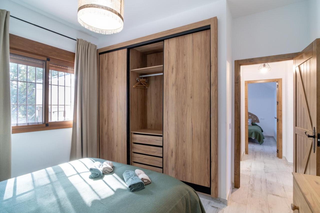 De Diseno Con Piscina Y Barbacoa Vakantiehuis