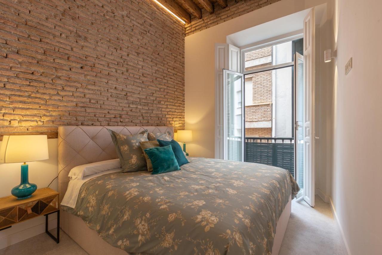 Wonderful With Three Bedrooms And Two Bathrooms In The Center Apartment Malaga