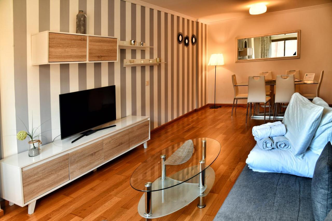 Wonderstays La Estacion Apartment *